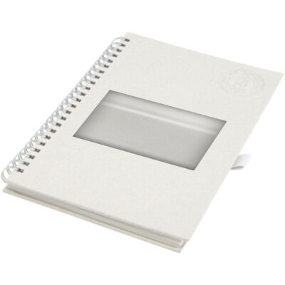 Libreta A5 con espiral fabricada a partir de cartones de leche recilados 