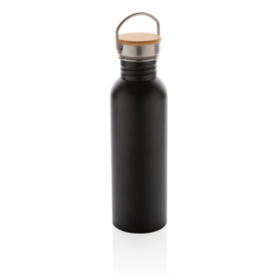 Botella moderna de acero inoxidable con tapa de bambú.