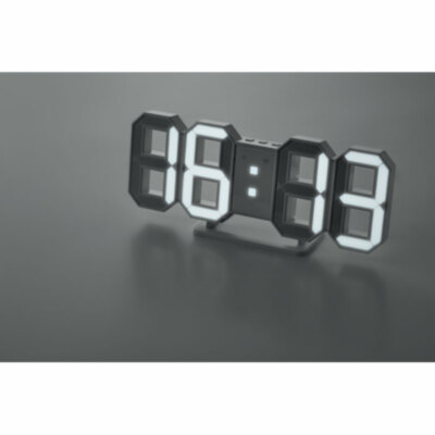 Reloj LED con adaptador AC